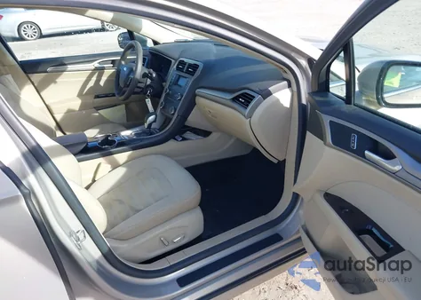 2015 Ford Fusion Se z USA, uszkodzony, nr VIN 3FA6P0H79FR189222